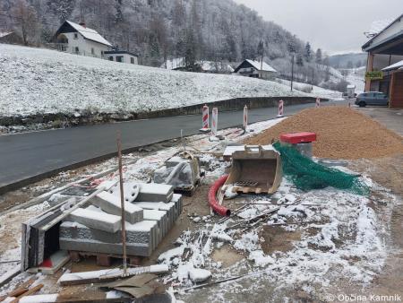 Ureditev avtobusnih postajališč v Črni (2)